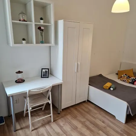 Harmony Tribe Apartment *